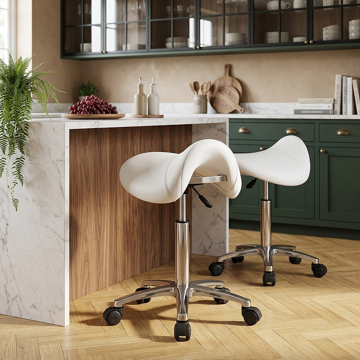Sgabello con rotelle Ecopelle Cromato - Deluxe Saddle Bianco