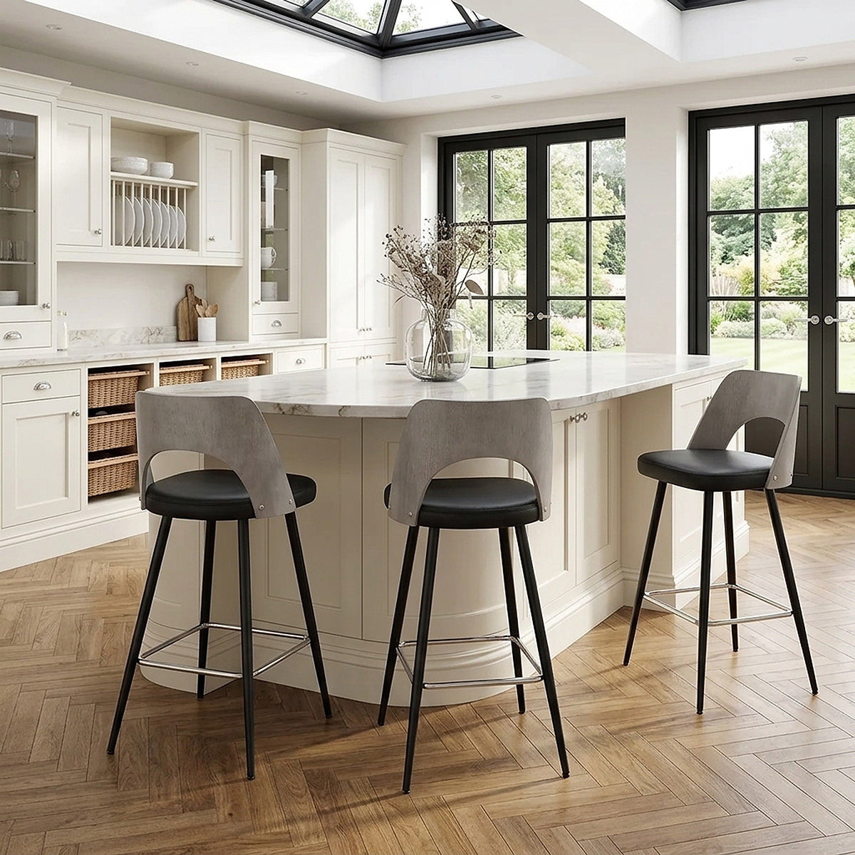 Sgabello Legno Grigio Ecopelle - Leo Nero
