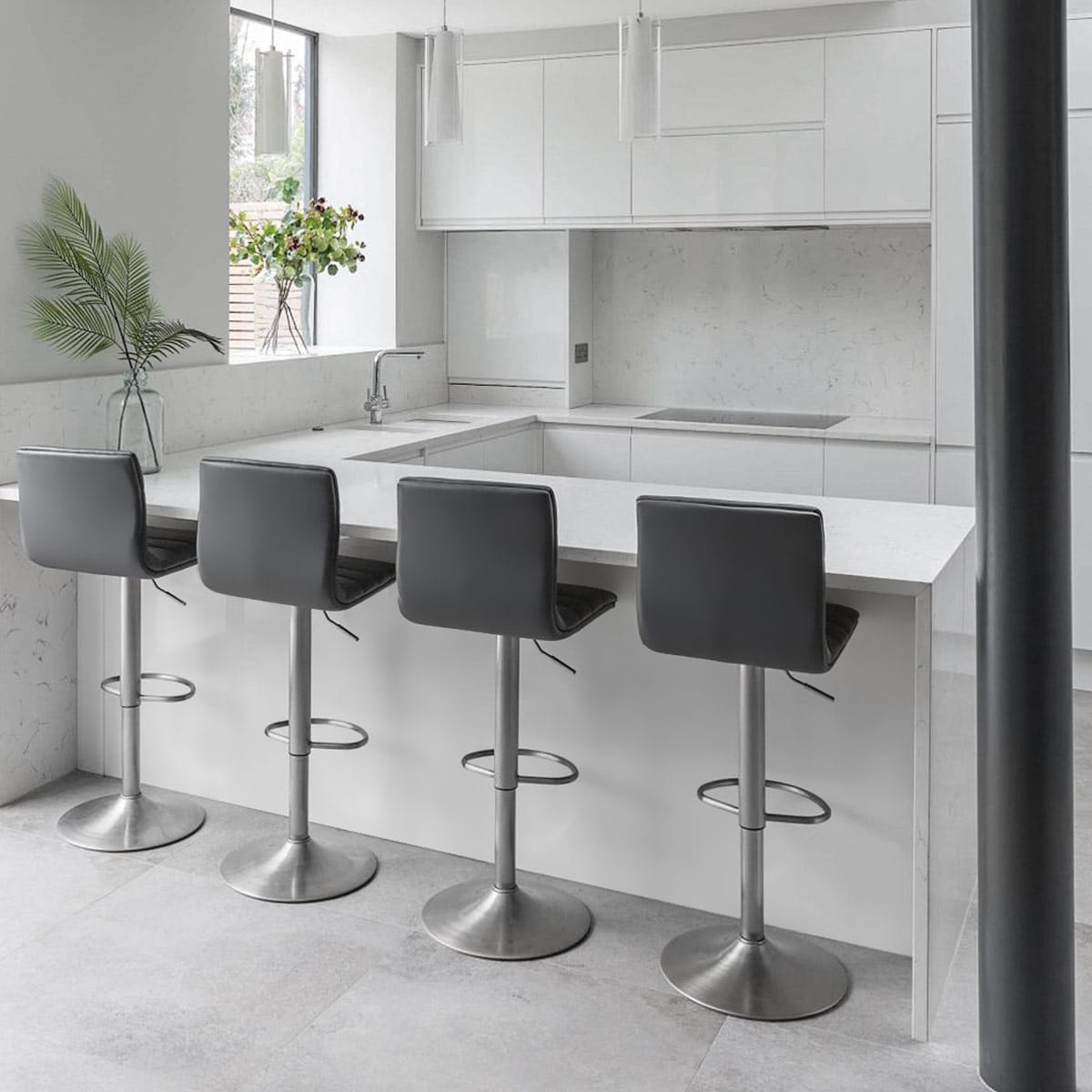 Sgabello Ecopelle Cromo Satinato - Linear Grigio