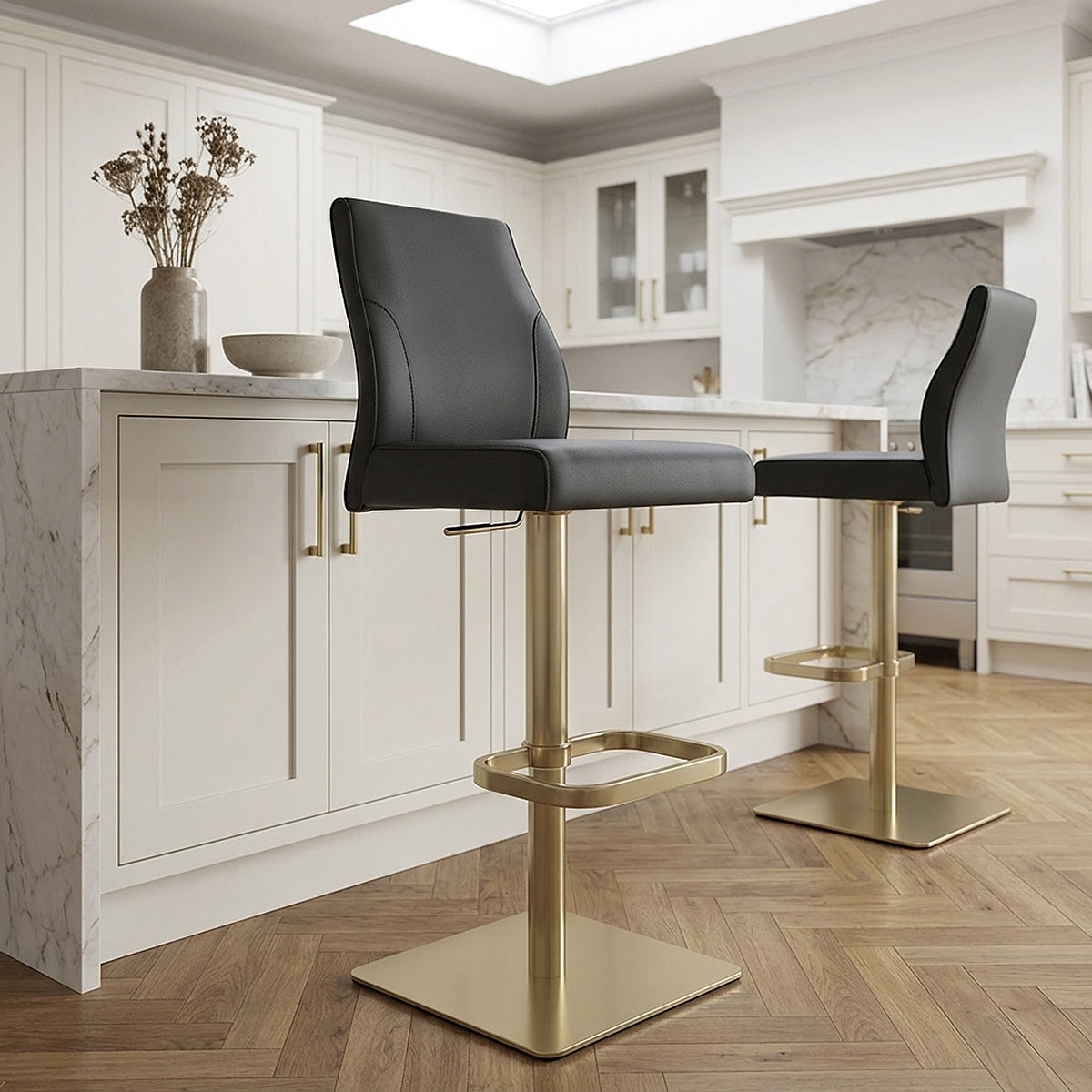Sgabello Vera Pelle Oro - Martello Nero